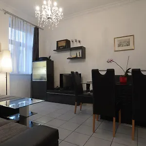 Feel At 2 Apartment